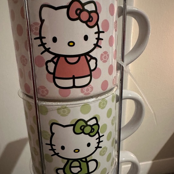 NWT: Hello kitty tour w/ stand - Picture 3 of 5